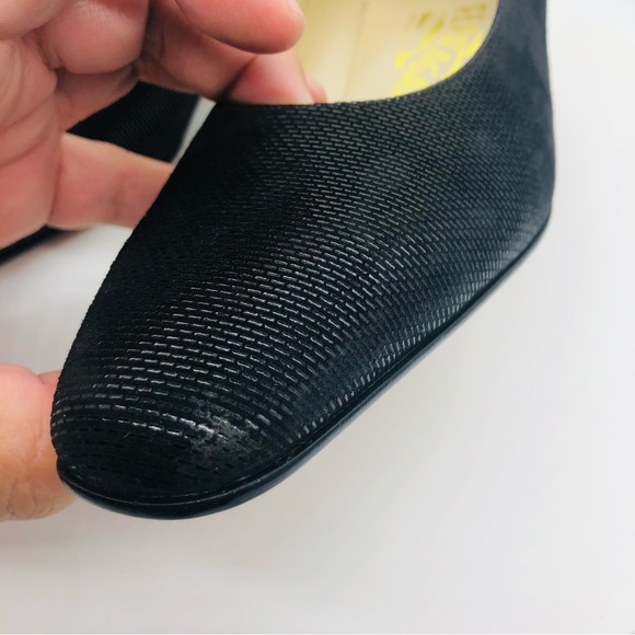 Salvatore Ferragamo Textured Pumps 6.5 EUC - Picture 8 of 10